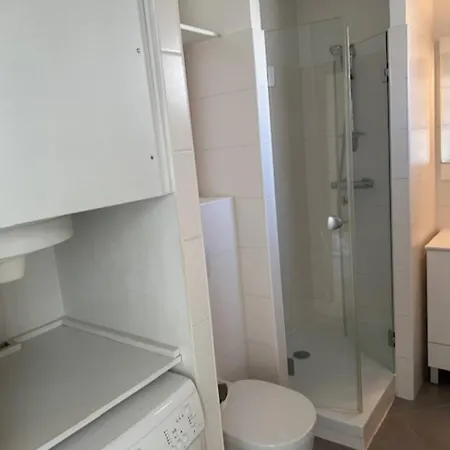 1 Bedroom Next To The And Port Vauban * Антіб